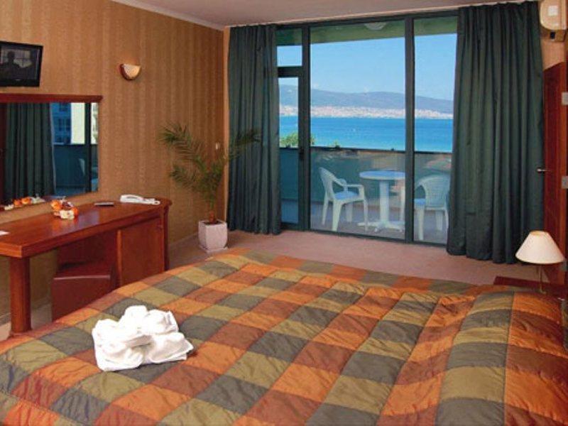 Hotel Caesars Palace Sunny Beach Exterior photo